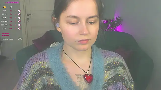 reb luvng online show from December 2024 05:55:01 PM