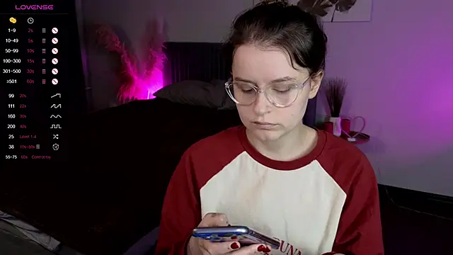 reb luvng online show from December 2024 02:55:01 PM