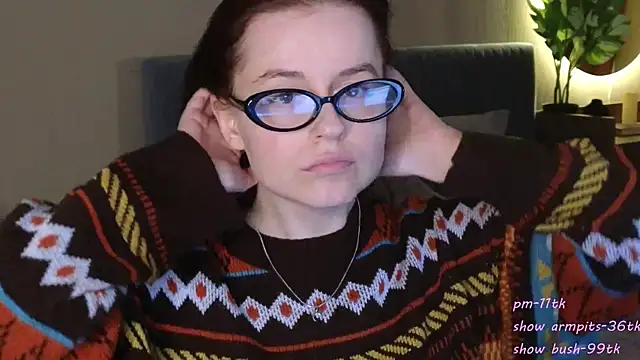 reb luvng online show from February 2025 02:43:01 PM