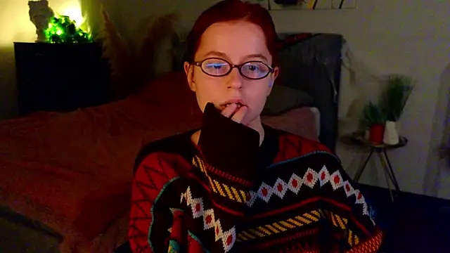 reb luvng online show from October 2025 01:54:02 PM