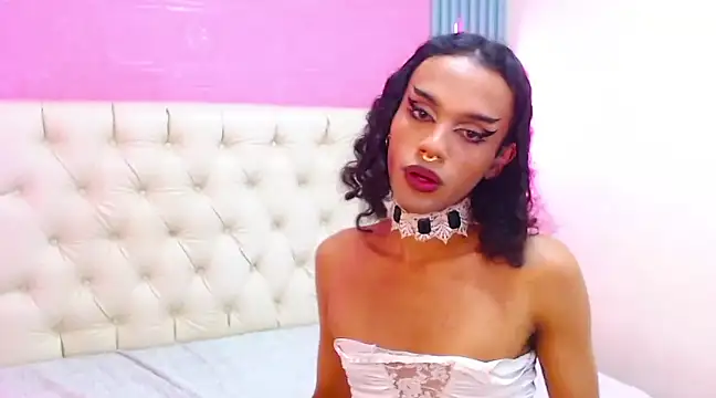 Snapshot of Foxy_Ella_ chatting on January 2025 06:36:02 PM Foxy Ella online show from January 2025 06:36:02 PM