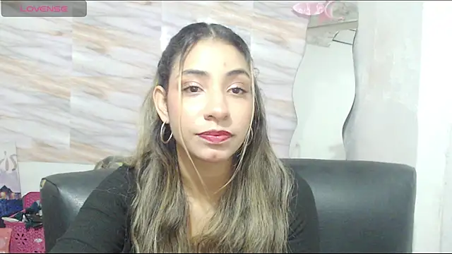 Snapshot of mariana_190 chatting on December 2024 01:49:01 AM mariana 190 online show from December 2024 01:49:01 AM