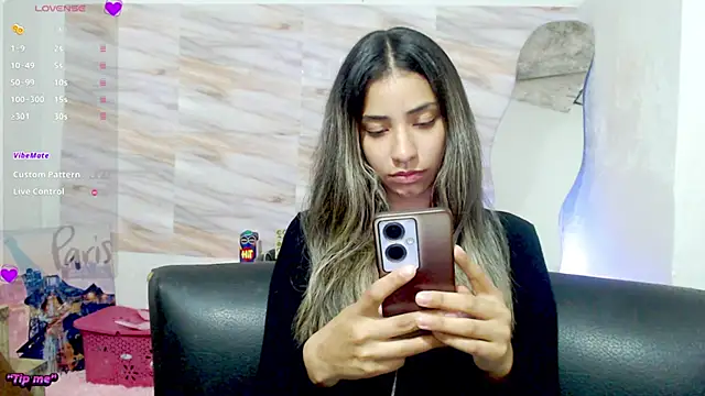 Snapshot of mariana_190 chatting on January 2025 10:54:02 PM mariana 190 online show from January 2025 10:54:02 PM