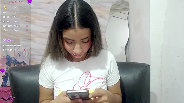 Snapshot of mariana_190 chatting on February 2025 07:50:02 PM mariana 190 online show from February 2025 07:50:02 PM