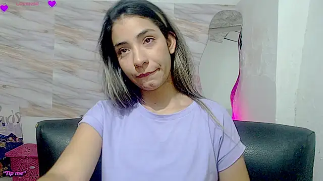 Snapshot of mariana_190 chatting on February 2025 04:14:02 AM mariana 190 online show from February 2025 04:14:02 AM