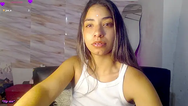 Snapshot of mariana_190 chatting on March 2025 05:20:01 AM mariana 190 online show from March 2025 05:20:01 AM