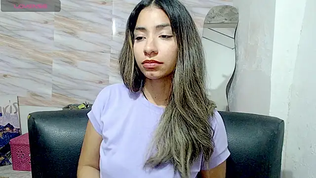Snapshot of mariana_190 chatting on March 2025 10:52:02 PM mariana 190 online show from March 2025 10:52:02 PM