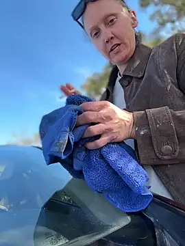 Snapshot of SexyB214 chatting on December 2024 09:18:02 PM SexyB214 online show from December 2024 09:18:02 PM