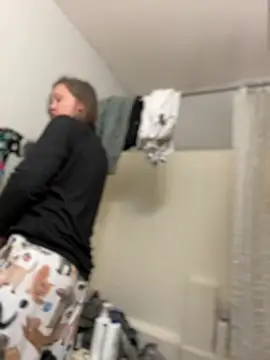 Snapshot of SexyB214 chatting on January 2025 07:42:01 PM SexyB214 online show from January 2025 07:42:01 PM