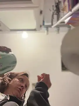 Snapshot of SexyB214 chatting on March 2025 02:18:02 PM SexyB214 online show from March 2025 02:18:02 PM