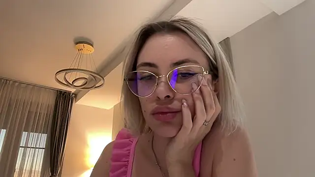 Snapshot of BaayBee__ chatting on January 2025 03:32:02 PM BaayBee online show from January 2025 03:32:02 PM