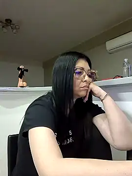 Milf Abigail online show from February 2025 01:52:02 AM