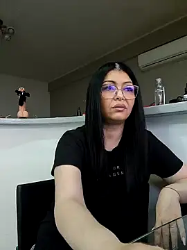 Milf Abigail online show from February 2025 05:47:01 AM