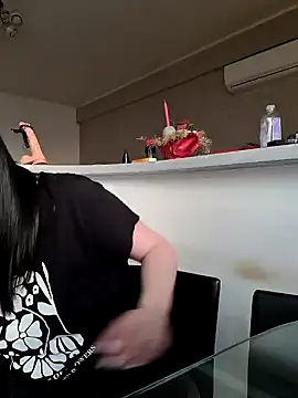 Milf Abigail online show from February 2025 07:23:01 AM