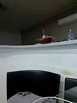 Milf Abigail online show from February 2025 11:09:01 PM