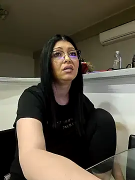 Milf Abigail online show from February 2025 02:51:02 AM