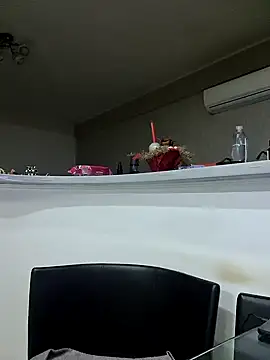 Milf Abigail online show from February 2025 02:42:02 AM