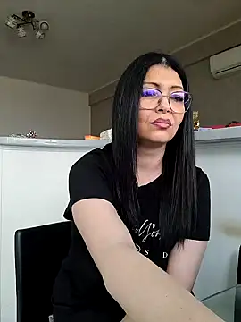 Milf Abigail online show from March 2025 07:26:01 AM