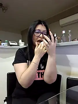 Milf Abigail online show from December 2025 03:00:02 AM