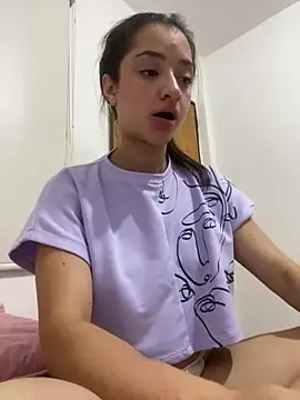 Snapshot of Alicia_ALICIA chatting on April 2026 03:04:02 AM Alicia ALICIA online show from April 2026 03:04:02 AM