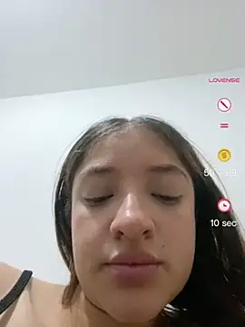 Snapshot of Alicia_ALICIA chatting on May 2026 04:07:02 AM Alicia ALICIA online show from May 2026 04:07:02 AM
