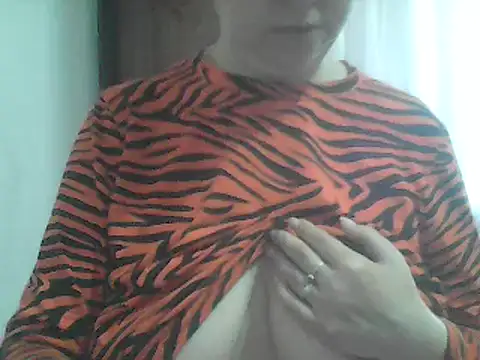 AnaXBerry online show from April 2026 06:28:02 AM