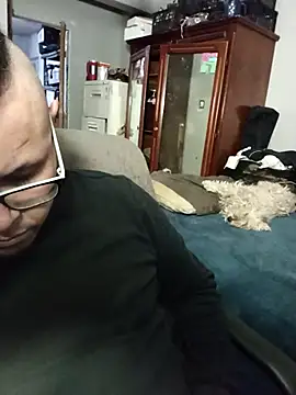 Snapshot of AlanDickson chatting on February 2025 12:59:02 PM AlanDickson online show from February 2025 12:59:02 PM
