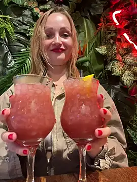 LadyTatiana Madam online show from December 2024 03:35:01 PM