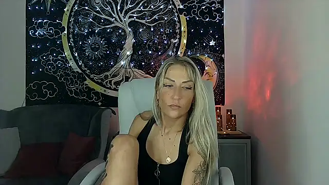 SexxyLiviaa online show from March 2025 09:00:02 PM