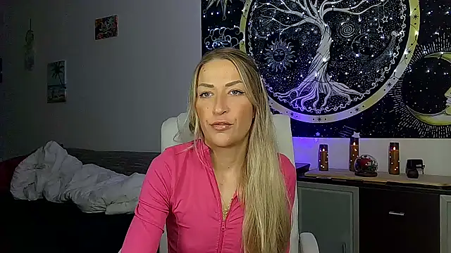 SexxyLiviaa online show from October 2025 12:36:01 AM