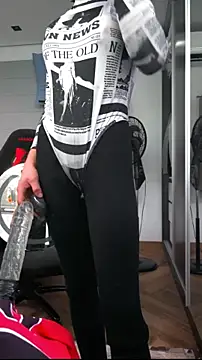 BodyandlegginLover online show from September 2025 08:18:01 AM