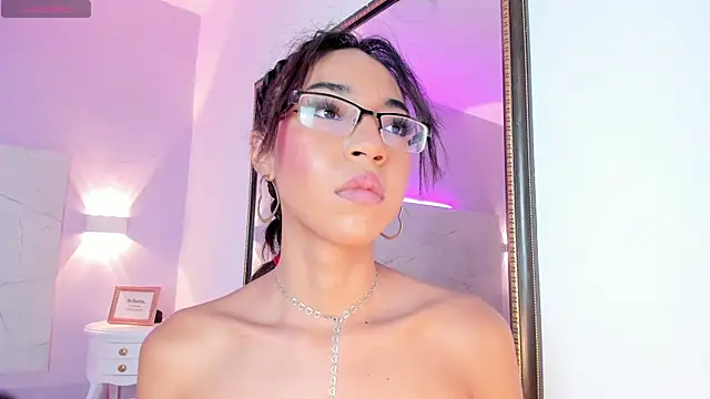 Snapshot of AbrilBrent chatting on January 2025 07:56:01 PM AbrilBrent online show from January 2025 07:56:01 PM