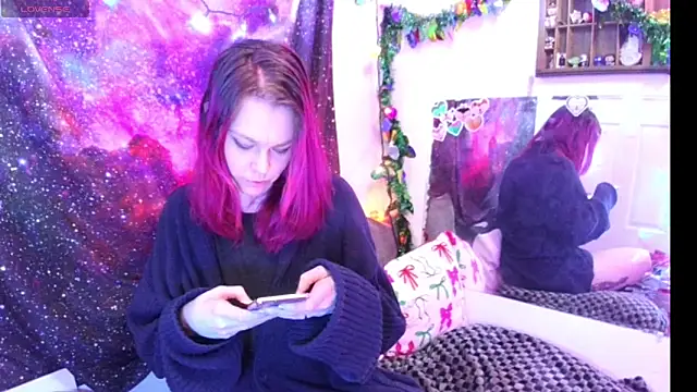 EverlyEster online show from December 2024 06:01:02 AM