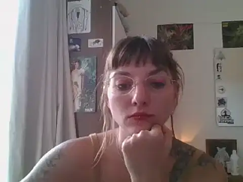 Snapshot of SweetyBabyDemon chatting on December 2024 05:57:01 PM SweetyBabyDemon online show from December 2024 05:57:01 PM
