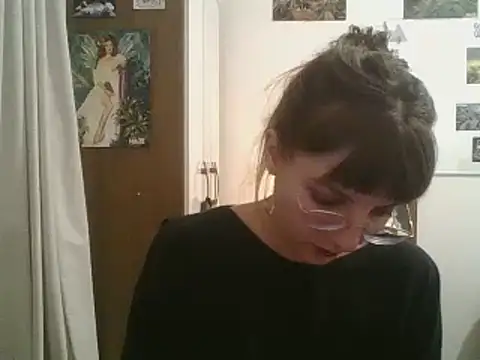 Snapshot of SweetyBabyDemon chatting on December 2024 01:58:01 AM SweetyBabyDemon online show from December 2024 01:58:01 AM