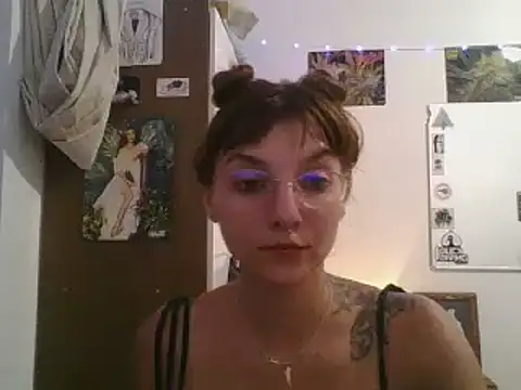 Snapshot of SweetyBabyDemon chatting on December 2024 10:34:02 PM SweetyBabyDemon online show from December 2024 10:34:02 PM