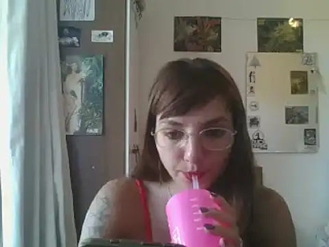Snapshot of SweetyBabyDemon chatting on January 2025 07:21:01 PM SweetyBabyDemon online show from January 2025 07:21:01 PM