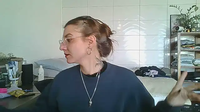Snapshot of SweetyBabyDemon chatting on September 2025 01:44:02 PM SweetyBabyDemon online show from September 2025 01:44:02 PM