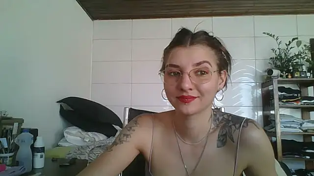 Snapshot of SweetyBabyDemon chatting on September 2025 01:56:02 PM SweetyBabyDemon online show from September 2025 01:56:02 PM