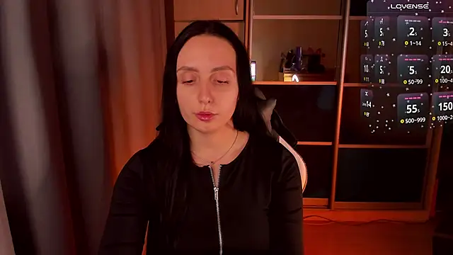 Christy Calypso online show from February 2025 03:05:01 PM