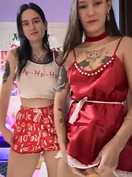 Snapshot of Heart_Ass chatting on December 2024 09:01:01 AM Heart Ass online show from December 2024 09:01:01 AM