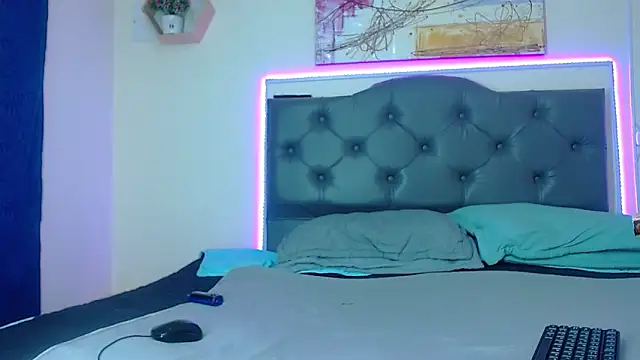 Kim clark1 online show from September 2025 03:12:02 PM