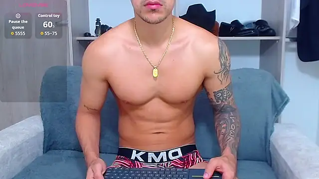 Tristan-bm online show from October 2025 11:31:02 AM