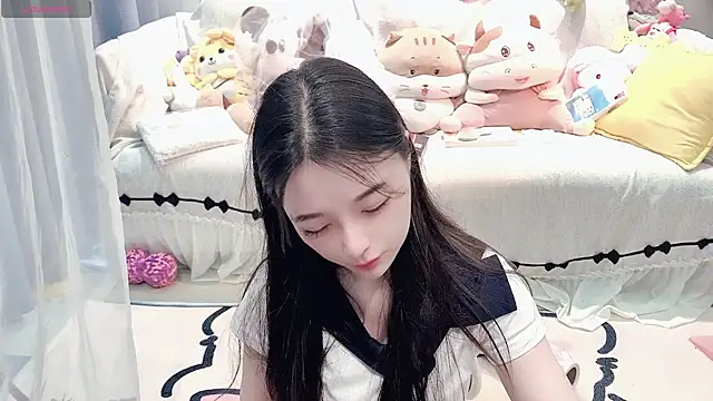 AKiKi711 online show from April 2026 04:52:02 AM