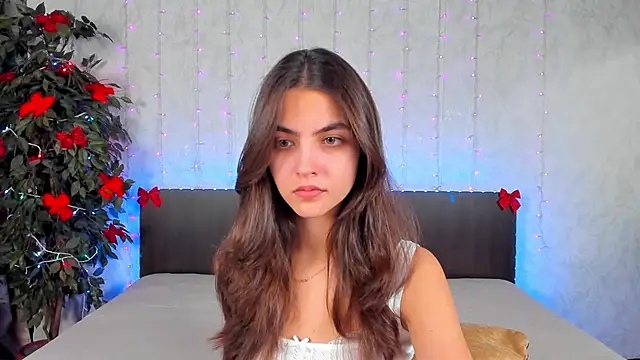 Snapshot of Milana_Crystal_ chatting on January 2025 01:48:01 PM Milana Crystal online show from January 2025 01:48:01 PM