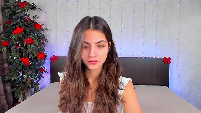 Snapshot of Milana_Crystal_ chatting on January 2025 08:24:01 AM Milana Crystal online show from January 2025 08:24:01 AM