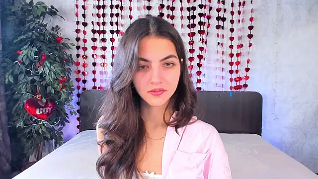 Snapshot of Milana_Crystal_ chatting on February 2025 08:22:01 AM Milana Crystal online show from February 2025 08:22:01 AM