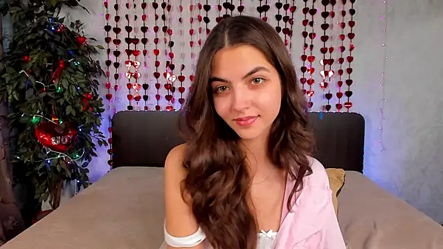 Snapshot of Milana_Crystal_ chatting on February 2025 11:25:02 AM Milana Crystal online show from February 2025 11:25:02 AM