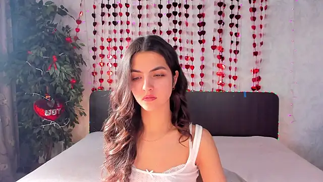 Snapshot of Milana_Crystal_ chatting on February 2025 11:30:01 AM Milana Crystal online show from February 2025 11:30:01 AM