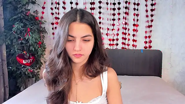 Snapshot of Milana_Crystal_ chatting on February 2025 08:06:02 AM Milana Crystal online show from February 2025 08:06:02 AM